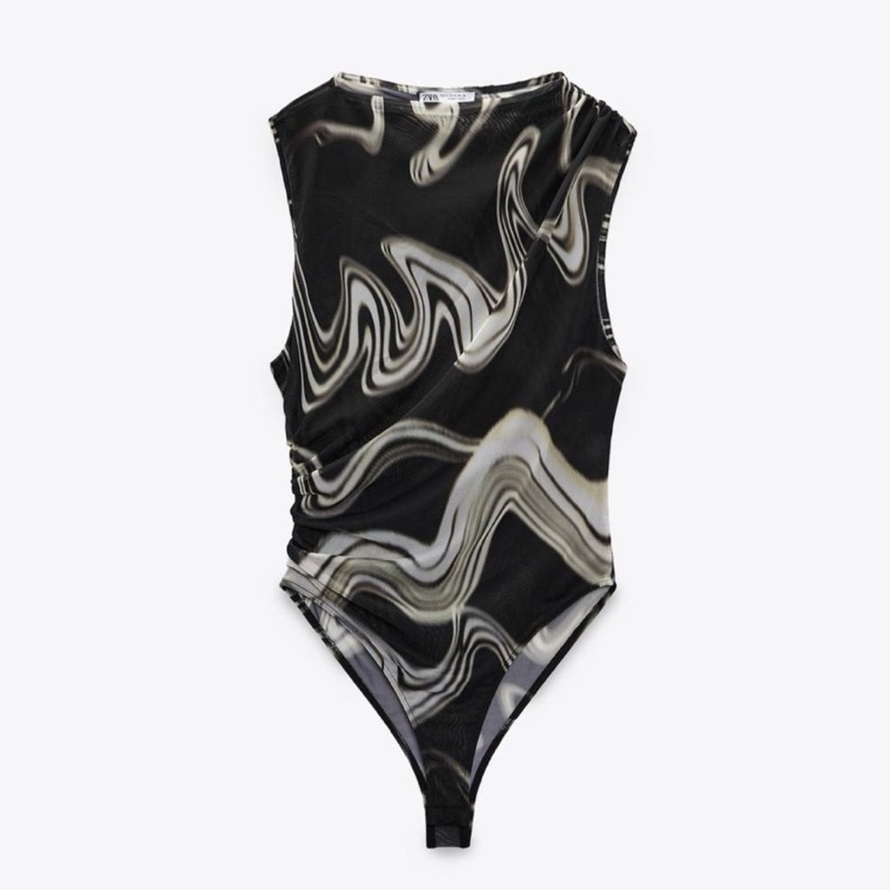 Zara Monochrome Swirl Top